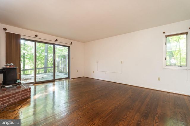 1223 STEAMBOAT RUN RD, Shepherdstown, WV 25443