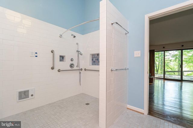 1223 STEAMBOAT RUN RD, Shepherdstown, WV 25443