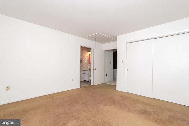 1223 STEAMBOAT RUN RD, Shepherdstown, WV 25443