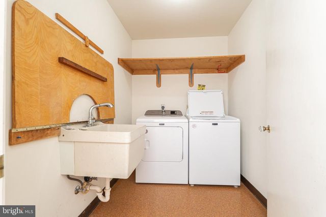 1223 STEAMBOAT RUN RD, Shepherdstown, WV 25443