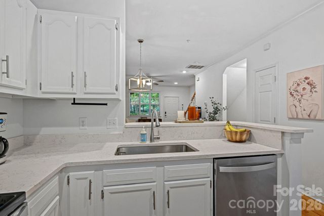 222 S Torrence Street 80, Charlotte, NC 28204