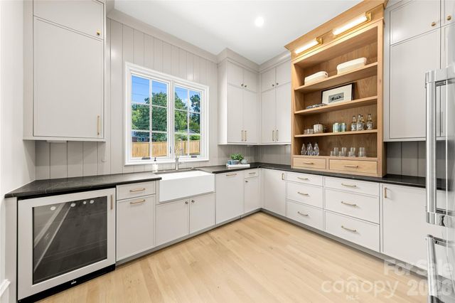 236 Wingrave Drive, Charlotte, NC 28270