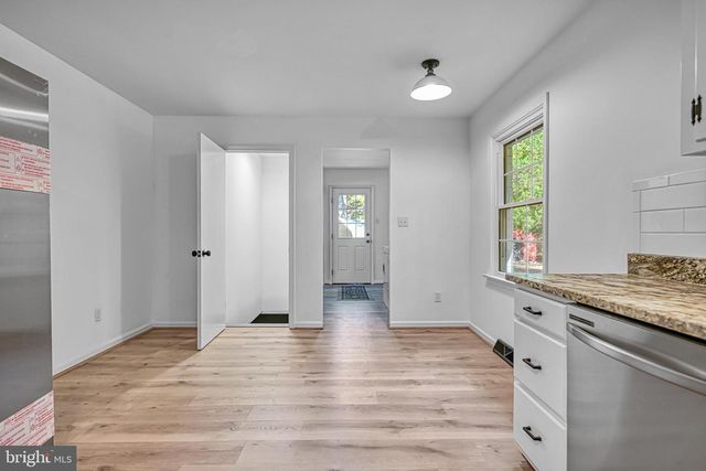 3040 ZACHARY TAYLOR HWY, Mineral, VA 23117