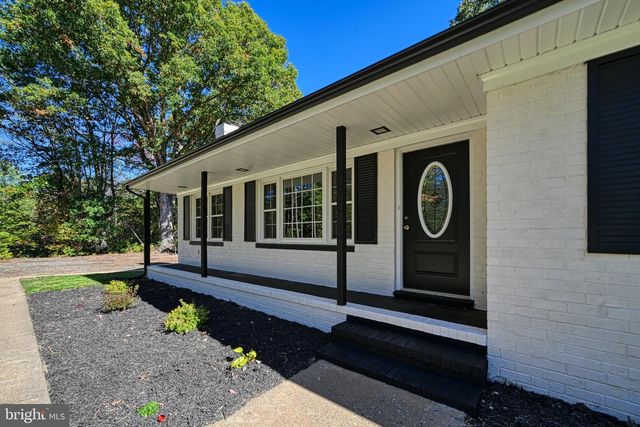 3040 ZACHARY TAYLOR HWY, Mineral, VA 23117