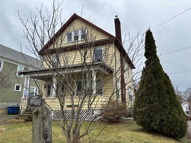 424 CLINTON Court, Meadville, PA 16335