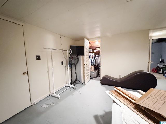 925 HICKORY CIRCLE, Birmingham, AL 35215