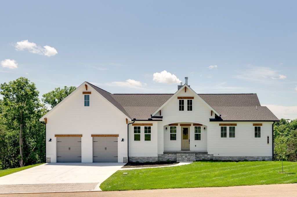 86 Simmons Circle, Winchester, TN 37398