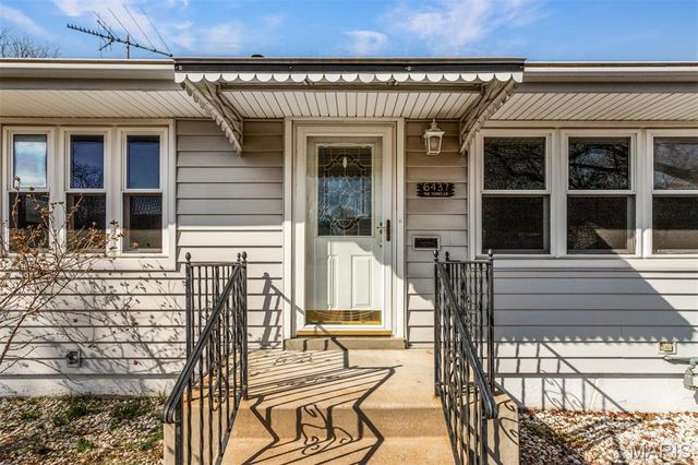 6437 Colletta Drive, St Louis, MO 63139