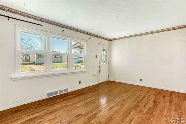 6437 Colletta Drive, St Louis, MO 63139