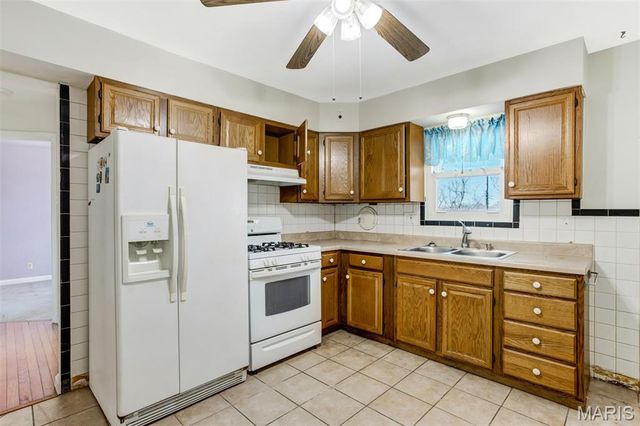 6437 Colletta Drive, St Louis, MO 63139