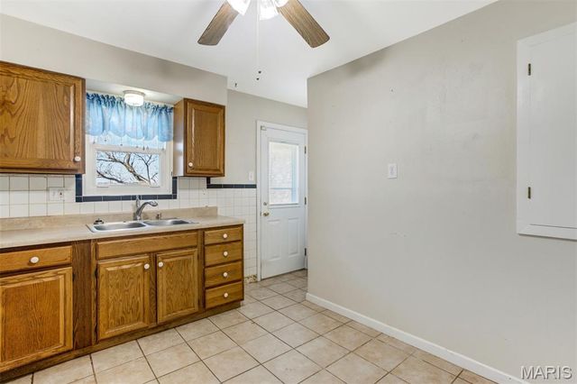 6437 Colletta Drive, St Louis, MO 63139