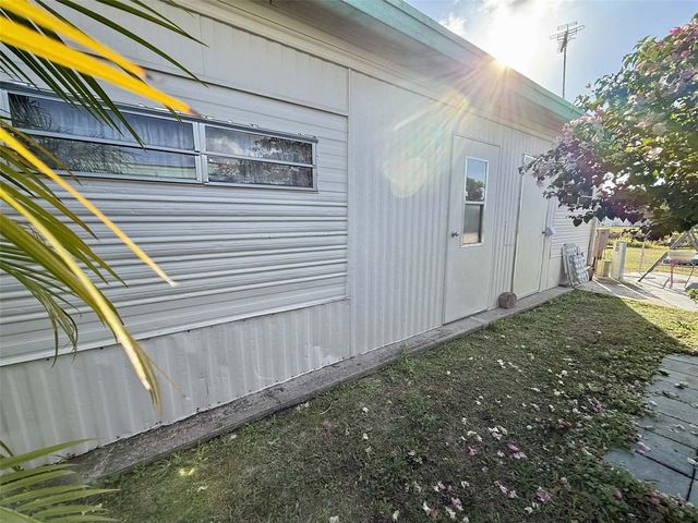 7041 FAIRVIEW VILLAGE CIRCLE, Winter Haven, FL 33881