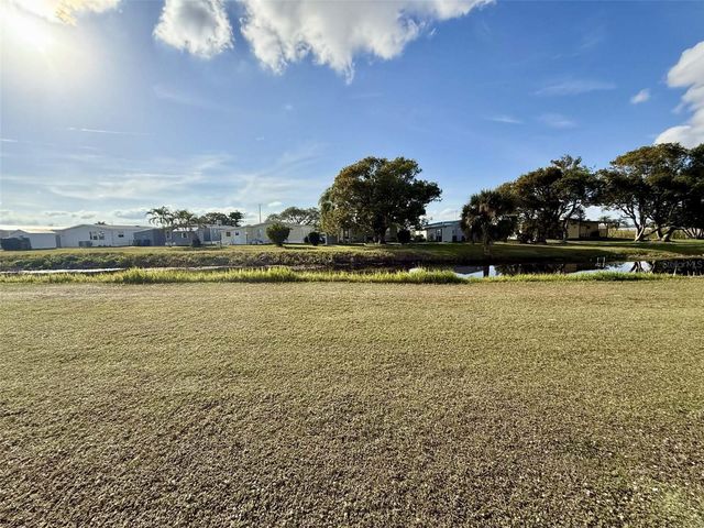 7041 FAIRVIEW VILLAGE CIRCLE, Winter Haven, FL 33881