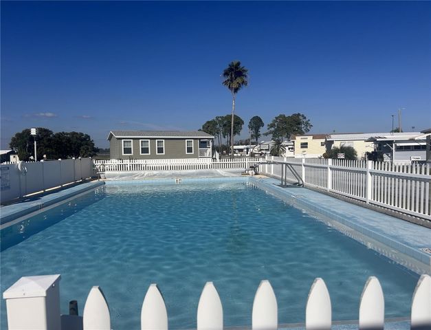 7041 FAIRVIEW VILLAGE CIRCLE, Winter Haven, FL 33881