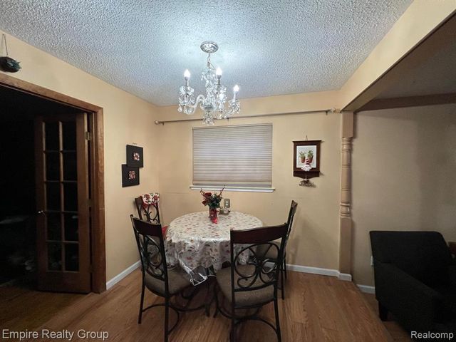 15401 Vivian Street, Taylor, MI 48180