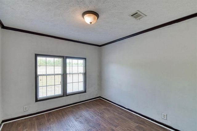 13700 Iron Road, Mcloud, OK 74851
