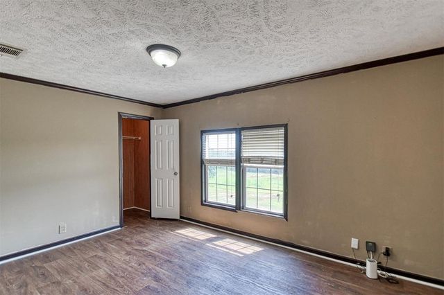 13700 Iron Road, Mcloud, OK 74851