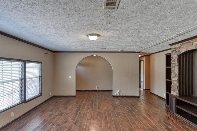 13700 Iron Road, Mcloud, OK 74851