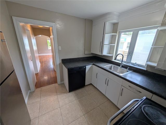 520 N 11TH AVENUE N 3, St Petersburg, FL 33701