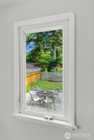 4414 NE 65th Street, Seattle, WA 98115