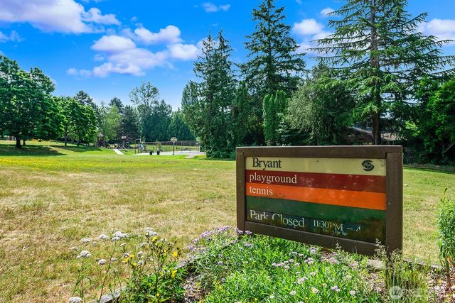 4414 NE 65th Street, Seattle, WA 98115