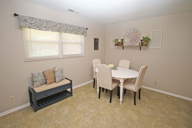 215 Mandalay Road, Lexington, KY 40504