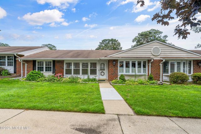 954C Aberdeen Drive C, Lakewood, NJ 08701