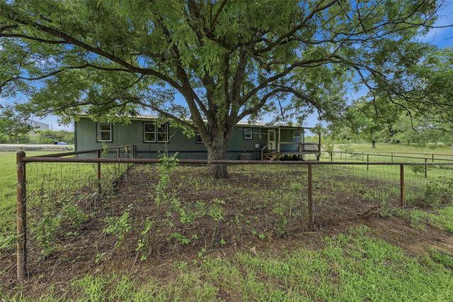 150 Gilbreath Road, Sadler, TX 76264