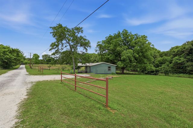 150 Gilbreath Road, Sadler, TX 76264