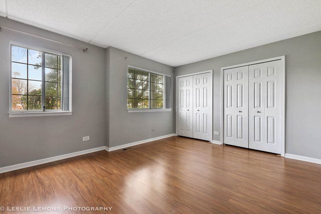 1338 S Lorraine Road A, Wheaton, IL 60189