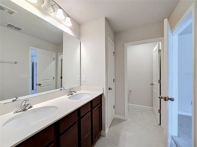5754 SURPRISE LILY DRIVE, Winter Garden, FL 34787