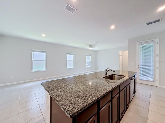 5754 SURPRISE LILY DRIVE, Winter Garden, FL 34787