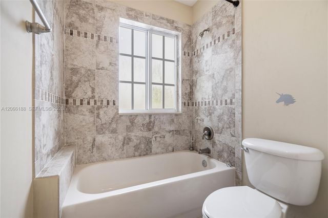 27621 SW 139th Place, Homestead, FL 33032