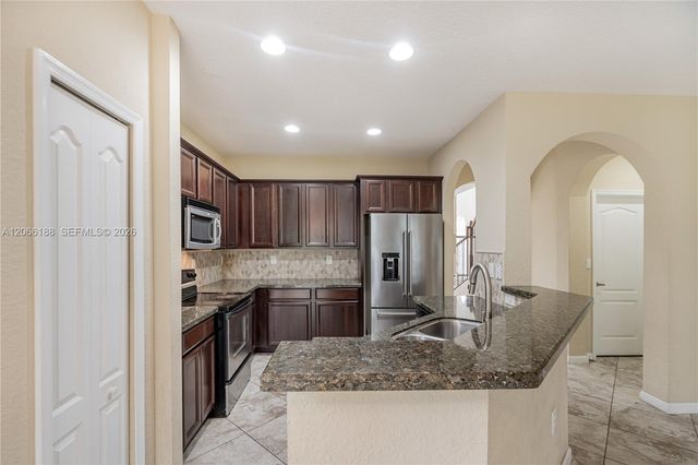 27621 SW 139th Place, Homestead, FL 33032