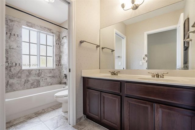 27621 SW 139th Place, Homestead, FL 33032