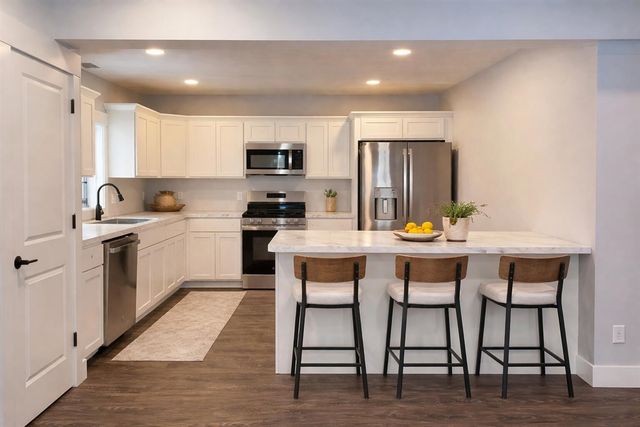 105 40th Avenue, Six Lakes, MI 48886