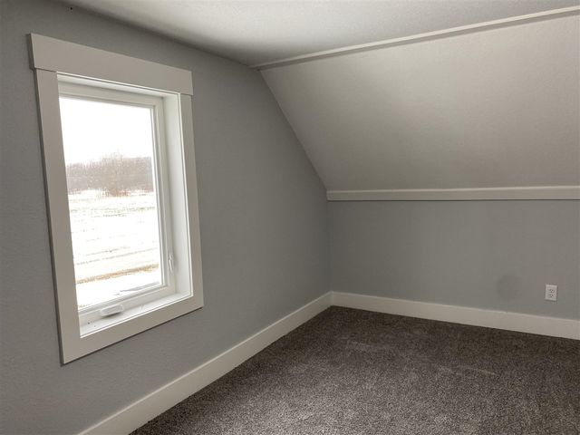 105 40th Avenue, Six Lakes, MI 48886