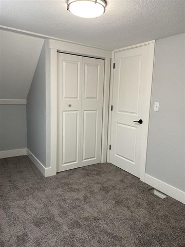 105 40th Avenue, Six Lakes, MI 48886