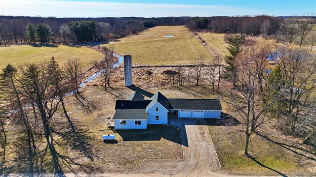 105 40th Avenue, Six Lakes, MI 48886