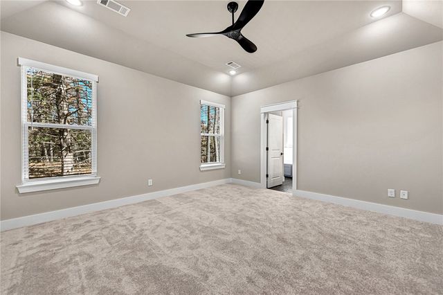 2 Bayloch Lane, Bella Vista, AR 72715