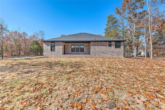 2 Bayloch Lane, Bella Vista, AR 72715