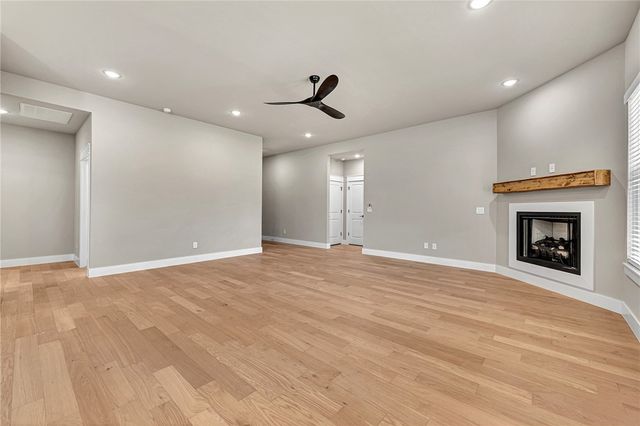 2 Bayloch Lane, Bella Vista, AR 72715