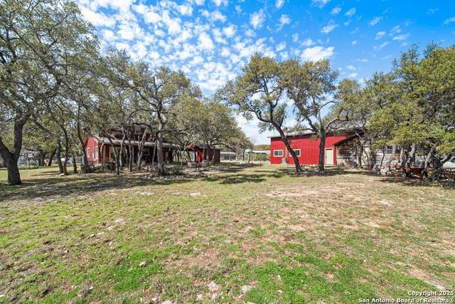 2365 LAKESHORE DR, Canyon Lake, TX 78133