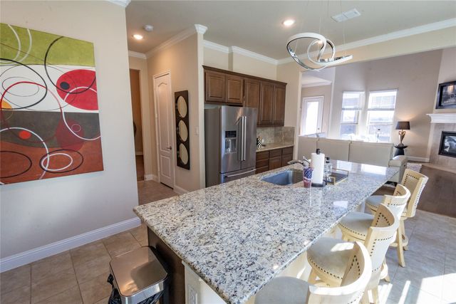 2711 Fleur De Lis Lane, Grand Prairie, TX 75054