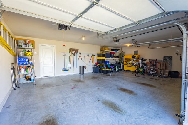 2711 Fleur De Lis Lane, Grand Prairie, TX 75054