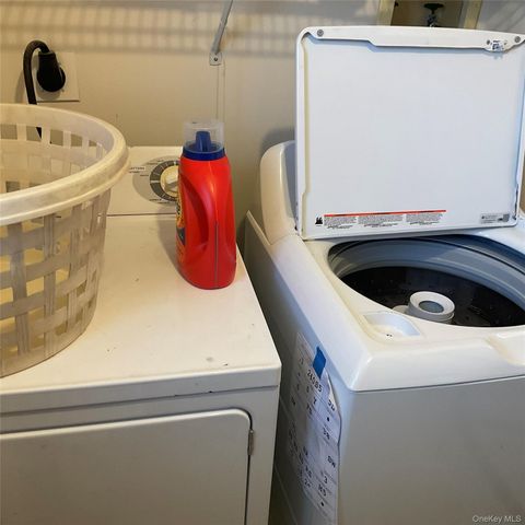 409 Village Circle N, Manorville, NY 11949