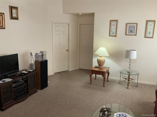 409 Village Circle N, Manorville, NY 11949