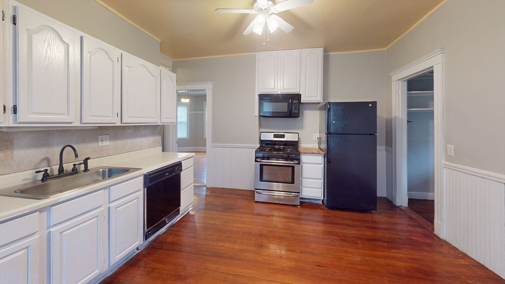 8 Olmstead St 2, Boston, MA 02130