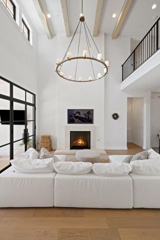 7516 Davenport Divide RD, Austin, TX 78738