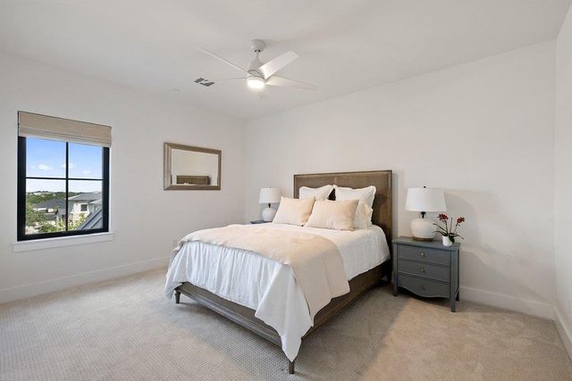 7516 Davenport Divide RD, Austin, TX 78738
